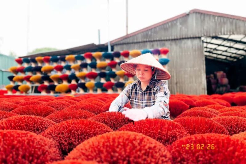Hanoi: Lacquerware & Votive Paper Villages Or Incense & Hat - FAQs