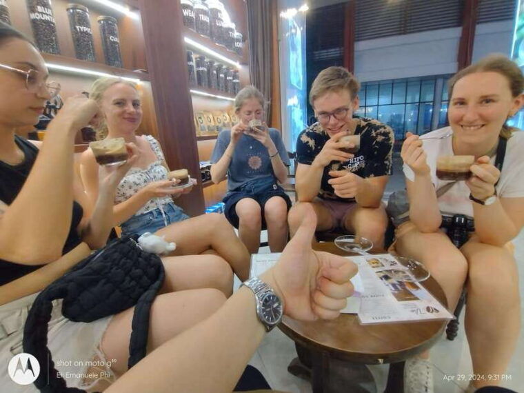 Hanoi Local Experience Food Tour With a Local Foodie - Cultural Immersion