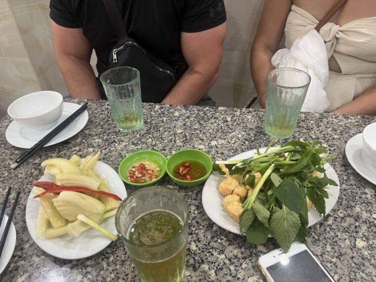 Hanoi Local Fresh Beer and Culinary Tour With Train Street - Culinary Experience
