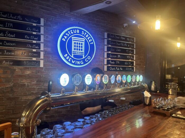 Hanoi Local Fresh Beer and Culinary Tour With Train Street - Banh Mi and Saigon Beer