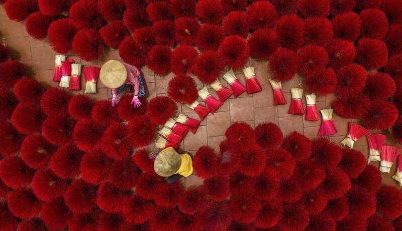 Hanoi: Long Dress Village or Incense Village, Hat Village - Quang Phu Cau Incense Village: A Fragrant Tradition