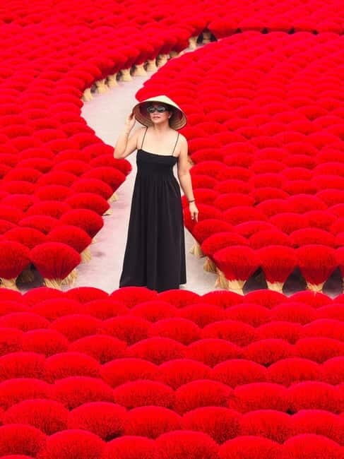 Hanoi: Long Dress Village or Incense Village, Hat Village - The Long Dress (Áo Dài) Village: Elegance and Symbolism