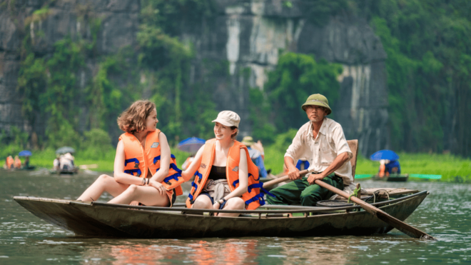 Hanoi: Luxurious 2-Day Ninh Binh Tour With Hotel/Bungalow - Day 2 Itinerary