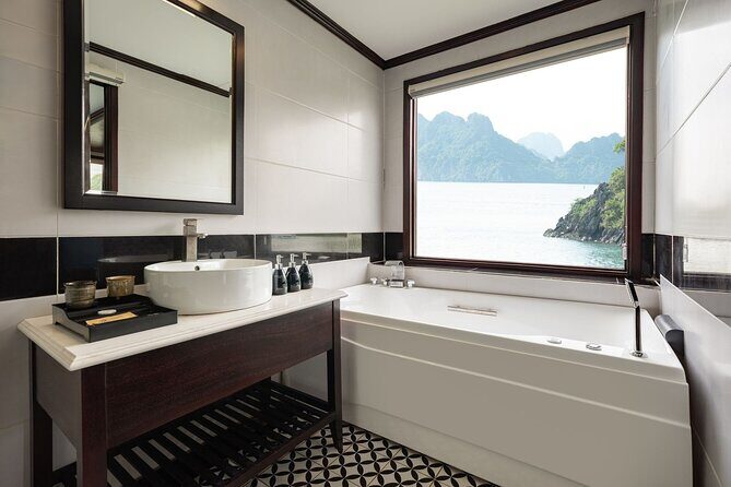 Hanoi: Luxury 2-Day Halong & Lan Ha Bay CruiseBalcony & Bathtub - The Sum Up