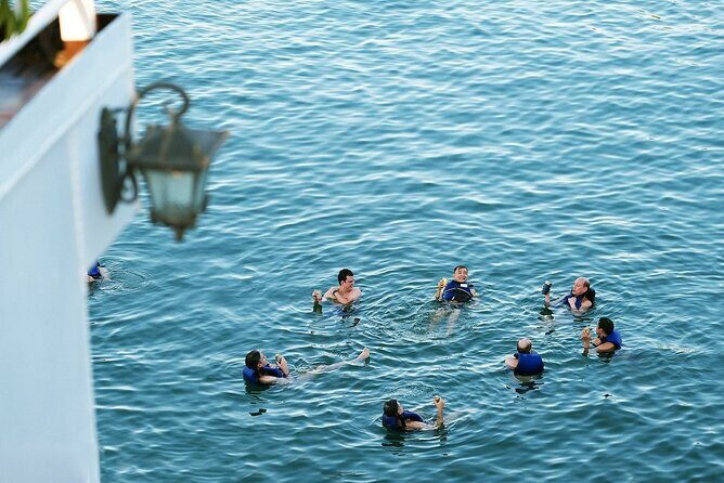 Hanoi: Luxury Erina Overnight Cruise Discover Halong- Lan Ha Bay - The Journey Begins: From Hanoi to the Bay