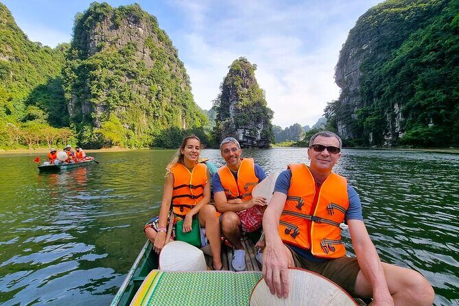 Hanoi: Luxury Private Tour to Trang An, Bich Dong & Mua Caves - The Detailed Experience: What to Expect