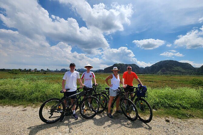 Hanoi: Luxury Tour to Trang An, Bich Dong, Local Family, Mua Cave - FAQs