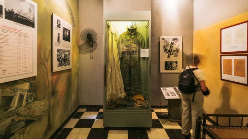 Hanoi: Military History Museum, Hoa Lo Prison & Gardens Tour - FAQ