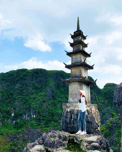 Hanoi/Ninh Binh: Bai Dinh, Trang An, and Mua Cave Day Tour - Lunch and Cultural Immersion
