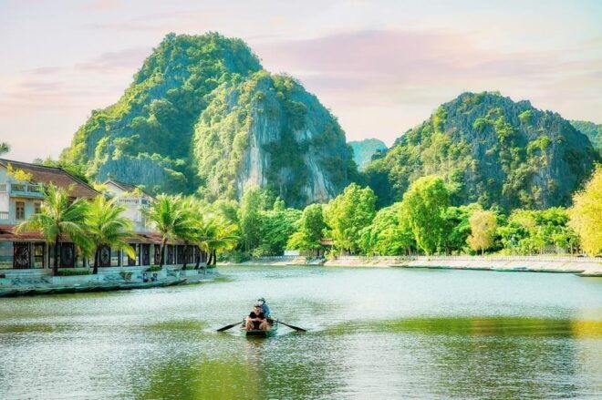 Hanoi-Ninh Binh Full Day Tour: Hoa Lu, Trang An, Mua Cave - Transportation and Guide