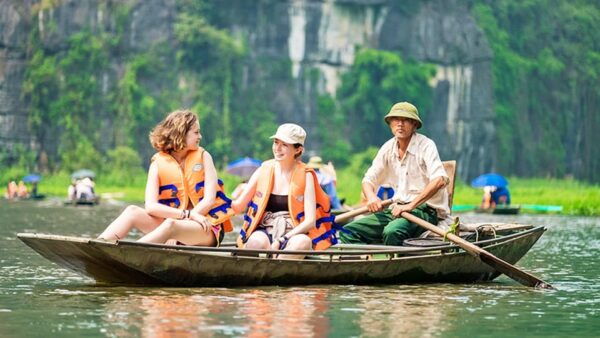 Hanoi: Ninh Binh - Halong on Land: Hoa Lu, Tam Coc, Mua Cave - Booking and Cancellation Policy