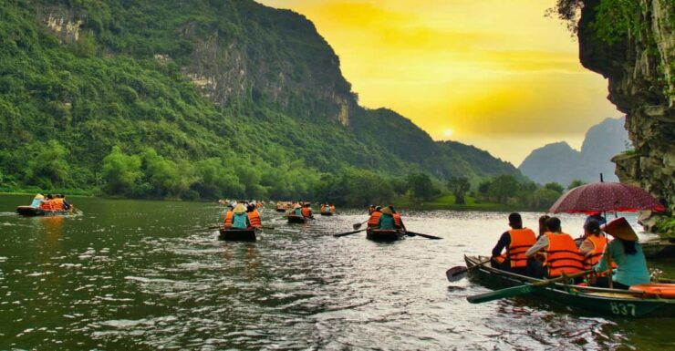Hanoi: Ninh Binh, Hoa Lu, Tam Coc, Trang-an Private Day-Tour - Good To Know