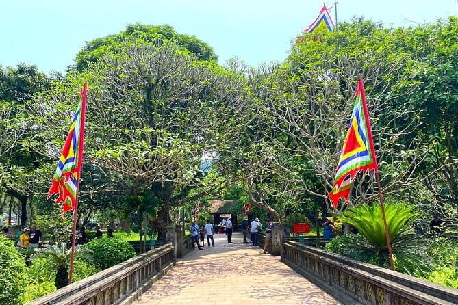 Hanoi- Ninh Binh Luxury Day Trip Small Group of 8: Hoa Lu,Tam Coc - An In-Depth Review of the Hanoi-Ninh Binh Experience