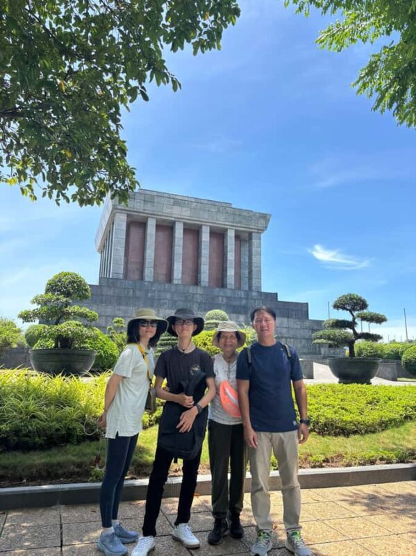 Hanoi Old Quarter City Sightseeing Tour With Egg Coffee - Hanoi Train Street: An Authentic and Thrilling Experience