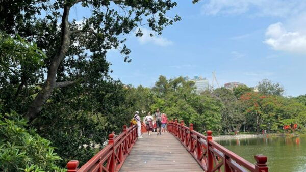 Hanoi Old Quarter: Private Walking Tour to Historical Sites. - Booking Details and Options