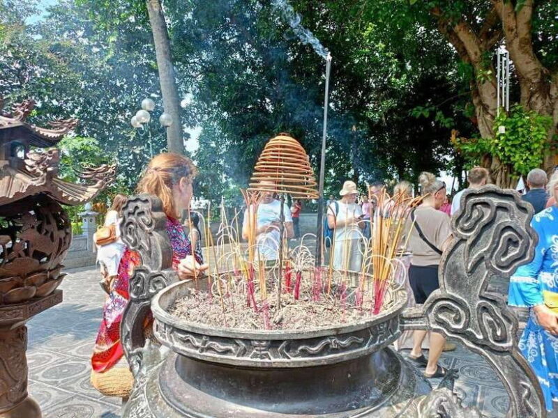 Hanoi Old Quarter Sightseeing Cycling Private Tour By Cyclo - Who Is This Tour Best For?