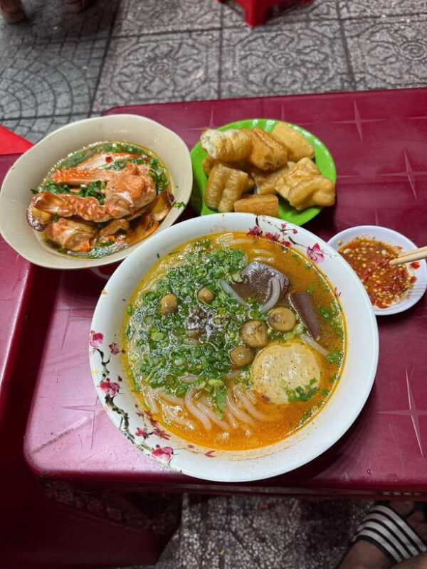 Hanoi Old Quarter Street Food Private Tour With Funny Guide - Practical Tips for a Great Experience