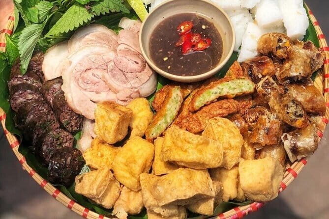 Hanoi Old Quarter Street Food Private Tour With Funny Guides - Who Should Consider This Tour?