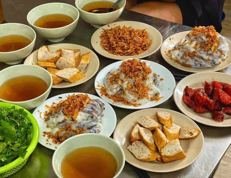 Hanoi: Old Quarter Street Food & Train Track Cafe - In-Depth Look at the Hanoi Old Quarter Street Food & Train Track Café Tour