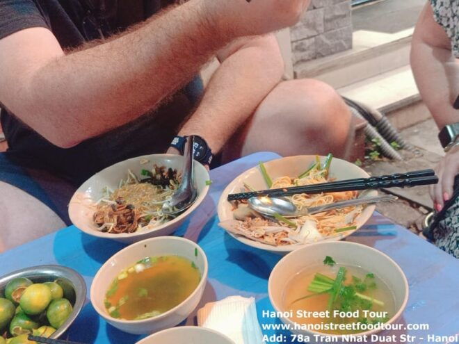 Hanoi: Old Quarter Street Food Walking Tour With 10 Tastings - Whats Included