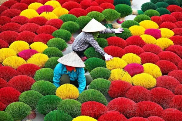 Hanoi: Perfume Pagoda and Quang Phu Cau Incense Village - Discovering Quang Phu Cau