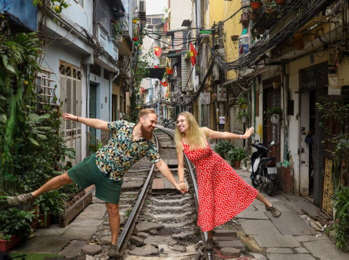 Hanoi: Photoshoot With a Talented Photographer - Dress Rental and Amenities
