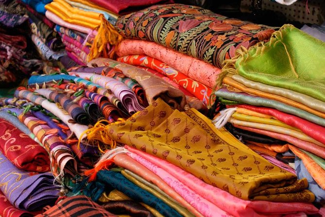 Hanoi - Pottery Village - Silk Village Full Day With Lunch and Puppet Show - Enjoying a Delicious Lunch During the Full Day Tour