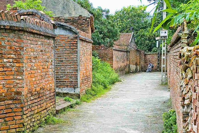 Hanoi - Pottery Village - Silk Village Full Day With Lunch and Puppet Show - Tips for a Memorable Hanoi Tour