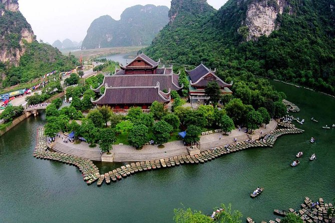 Hanoi Private Day Tour: Bai Dinh Pagoda and Trang An Caves - Overview of the Tour