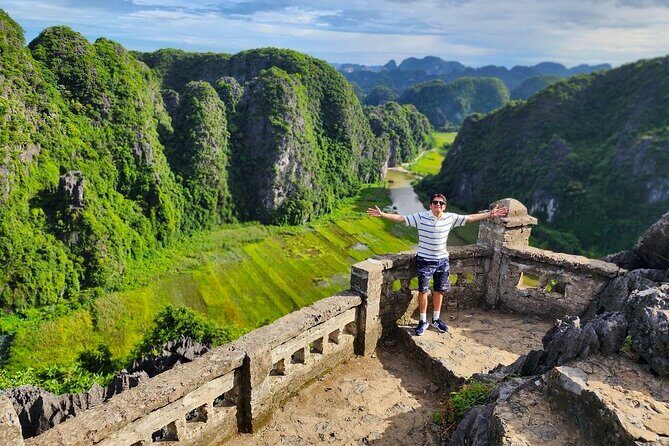 Hanoi: Private Day Tour Explore Trang An, Bich Dong & Mua Caves - FAQs
