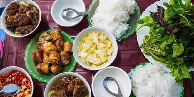 Hanoi: Private Food Tour With 8-10 Food Tastings - Customer Reviews and Ratings