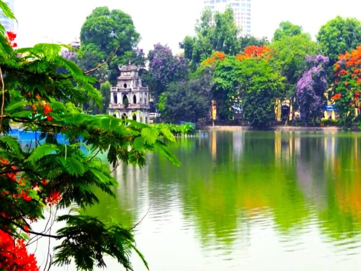 Hanoi: Private Museum, History and Mausoleum Tour - Tour Overview