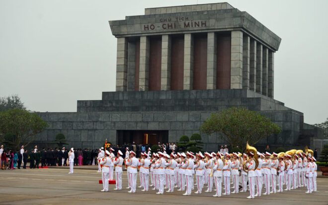 Hanoi: Private Museum, History and Mausoleum Tour - What to Bring