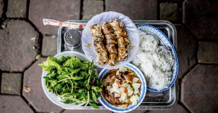 Hanoi: Private Street Food Evening Walking & Train Street - Activity Details