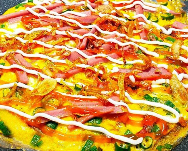 Hanoi: Private Street Food Evening Walking & Train Street - Highlights