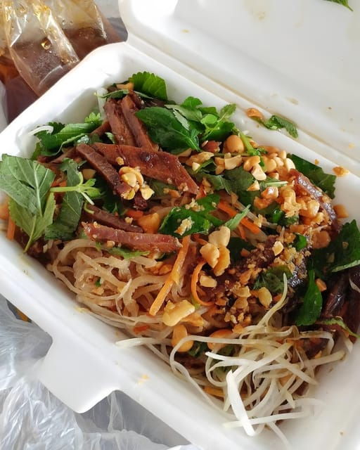 Hanoi: Private Tour Of Tasting and Train Street Experience - Experience Highlights