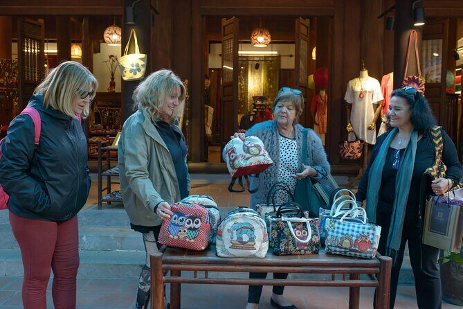 Hanoi: Private Tour to Van Phuc Silk & Duong Lam Ancient Village - An In-Depth Look at the Experience