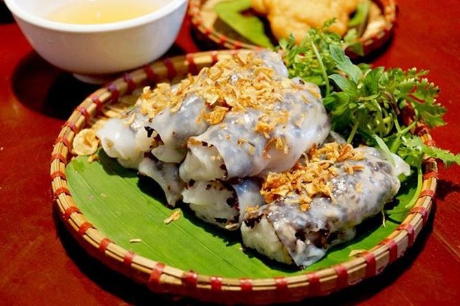 Hanoi Private Walking Tour: Street Food & Water Puppet Show - Admission to Water Puppet Show