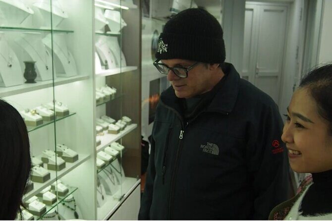 Hanoi Reputable Shopping Tour For Most Sought - Support Local and Ethical Shopping