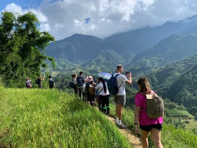 Hanoi: Sapa Trekking 2 Days 1 Night Overnight in Village - Included Services