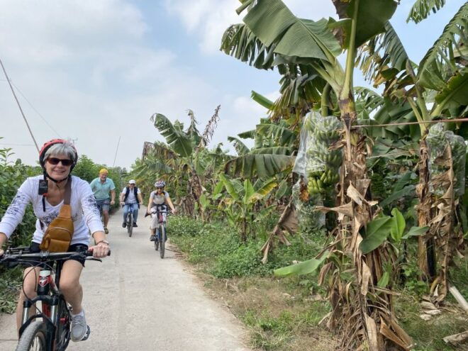 Hanoi Scooter Tour: Banana Island & Hidden Gem & Local Food - Authentic Cuisine