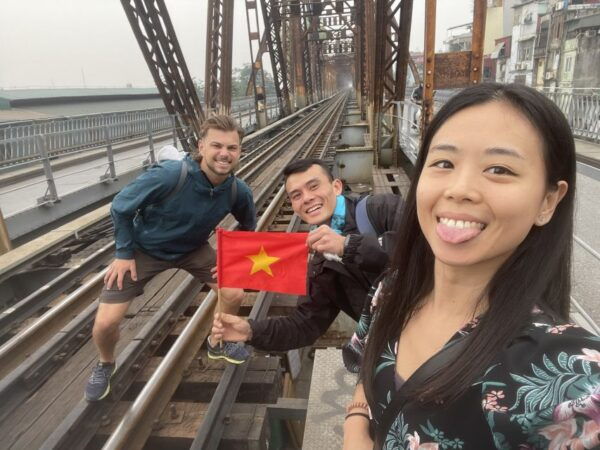 Hanoi Scooter Tour: Banana Island & Hidden Gem & Local Food - Hidden Alley Exploration