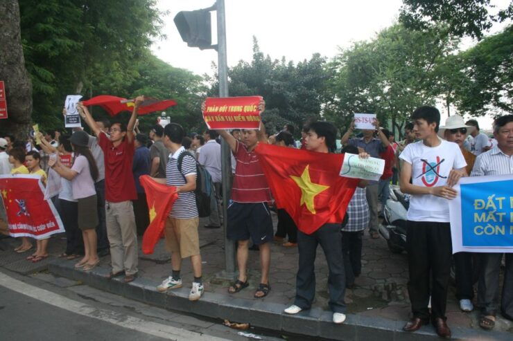 Hanoi Social and Political Walk - Good To Know