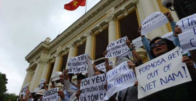 Hanoi Social and Political Walk - Highlights