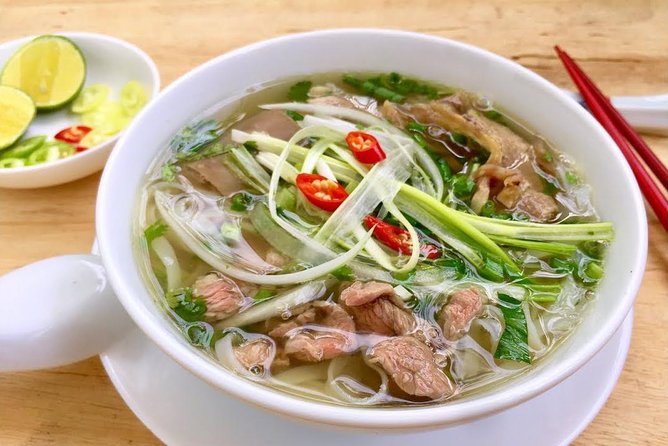 Hanoi Street Food: Small Group Walking Tour With Real Foodie - Reviews