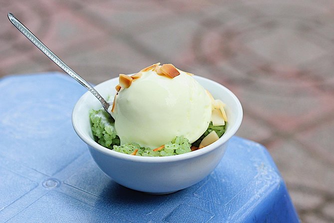 Hanoi Street Food: Small Group Walking Tour With Real Foodie - The Sum Up