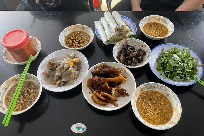 Hanoi Street Food Tour by Motorbike or Walking with Local Guide - The Itinerary in Detail