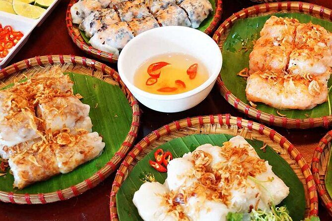 Hanoi Street Food Tour Taste 6 Local Dishes and Drinks - Authentic Experiences and Hidden Gems