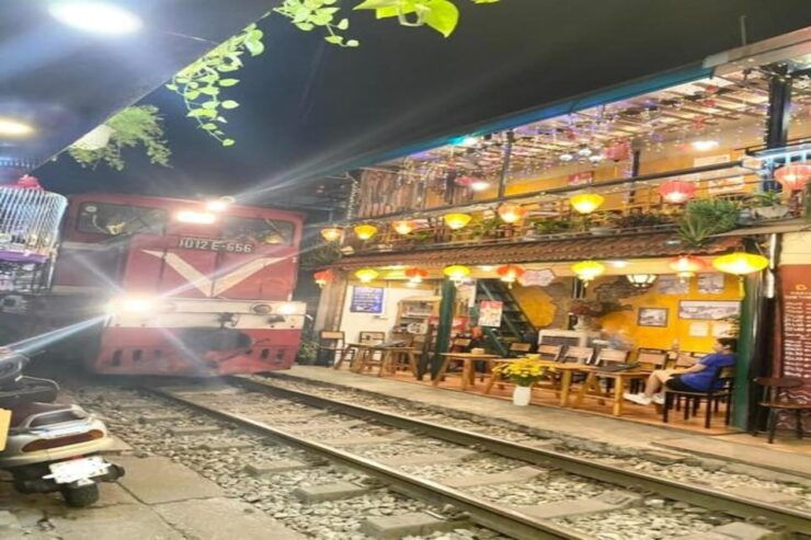 Hanoi Street Food Tour, Train-Street Visit | Hanoi, Vietnam - Good To Know