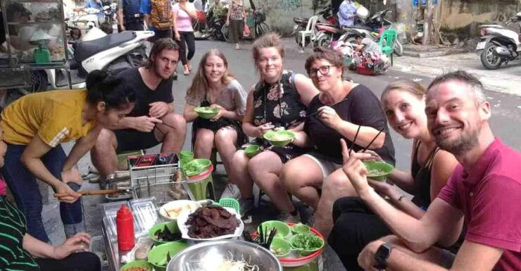 Hanoi Street Food Tour With Local Delicacies - Good To Know